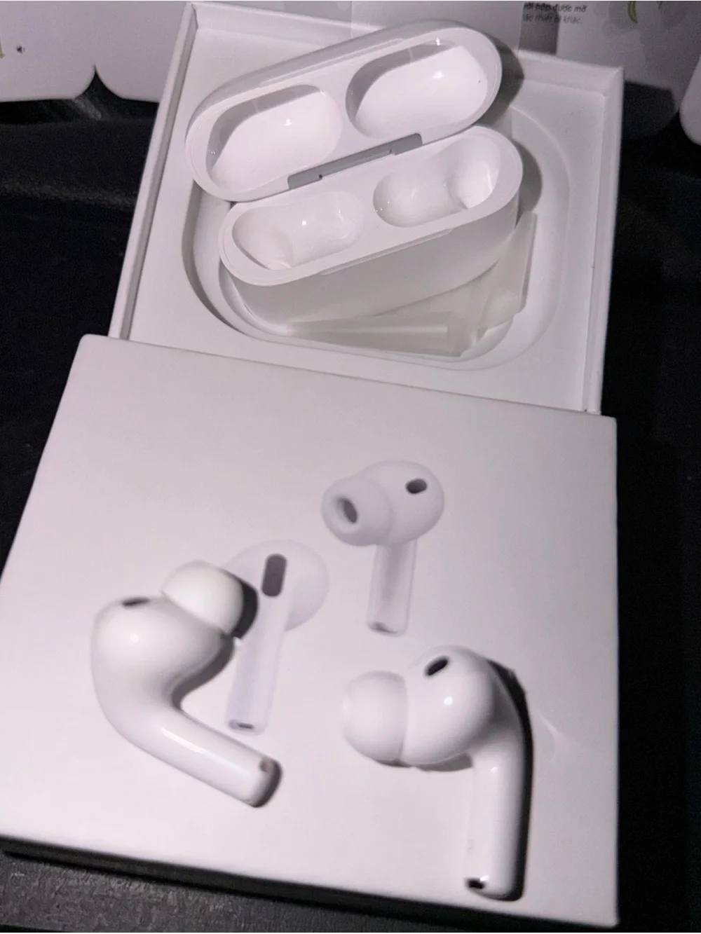 Apple AirPods Pro Wireless Earbuds in White with Charging Case